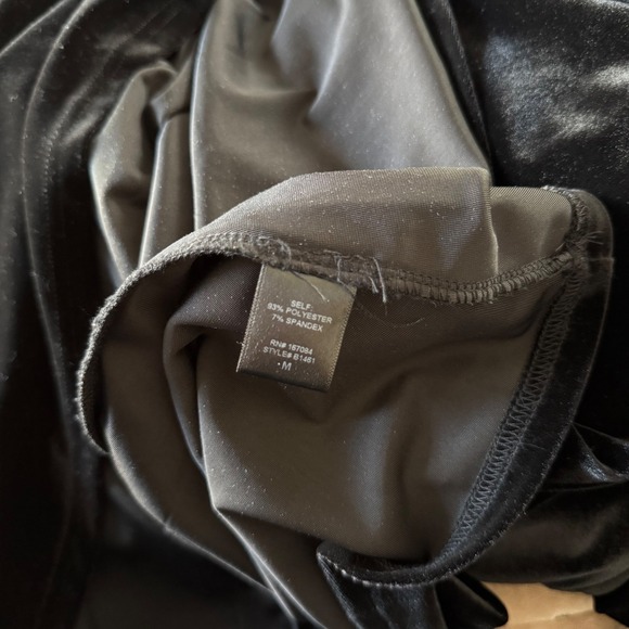 Tuckernuck Pomander Place Black Suzie Velvet Ruched Sleeve Maxi Dress - Medium - Picture 6 of 6